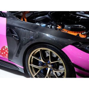 G82 M4 Fender Dry Carbon Fiber 1